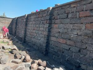 wall construction in Kenya (5)